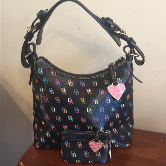 Dooney & Bourke Handbags - Dooney & Bourke Hobo Black Signature Set EUC